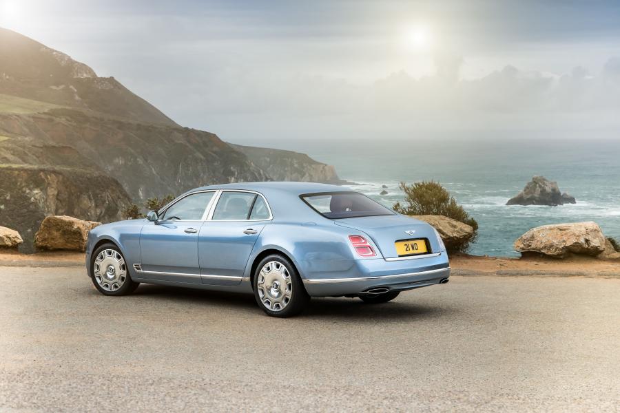  Bentley Mulsanne 2016 года  (фото 17 из 33)